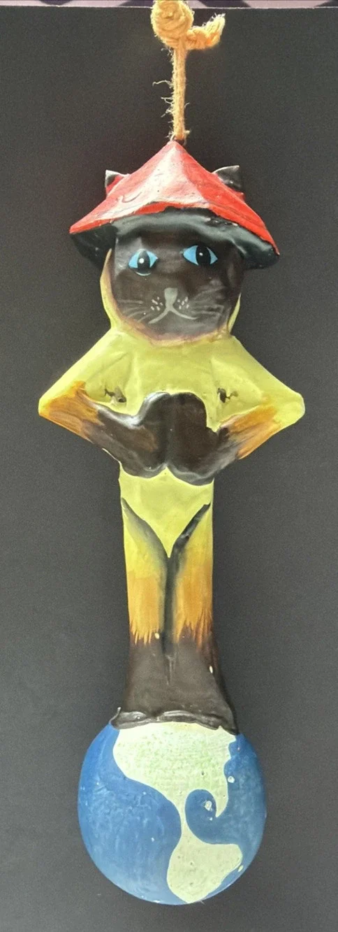 Folk Art Namaste Zen Cat Ornament Standing World Ball Plaster Hand Painted Read